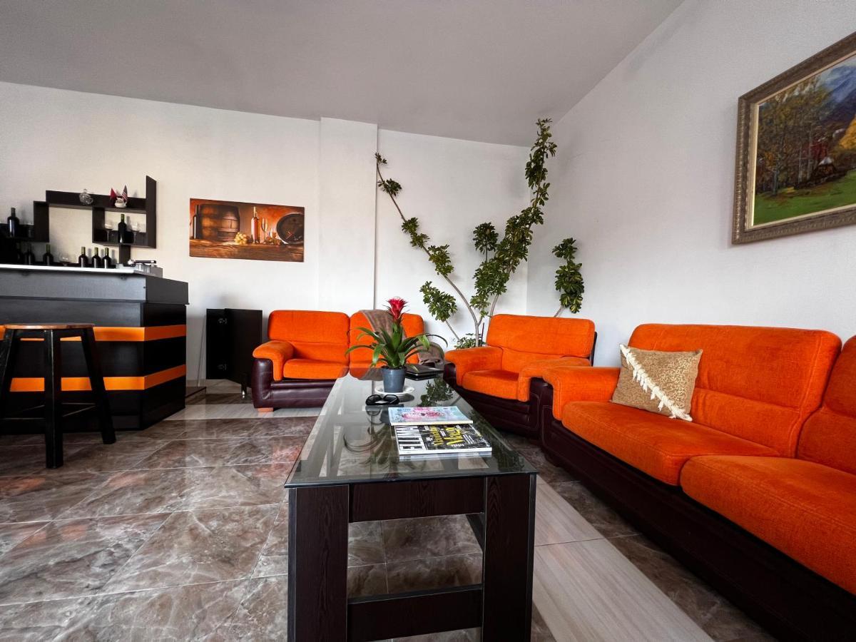 North Star Hostel Шкодер Экстерьер фото