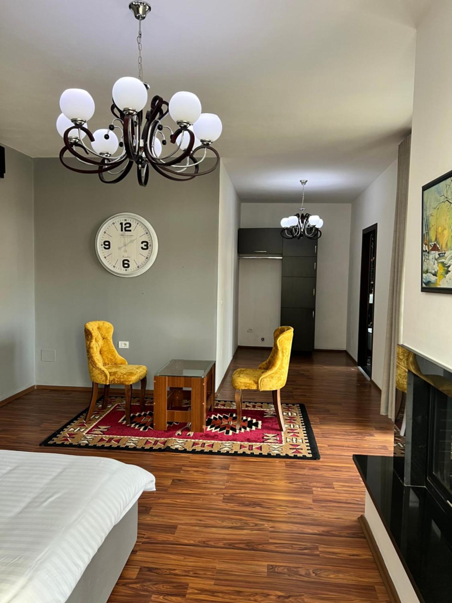 North Star Hostel Шкодер Экстерьер фото